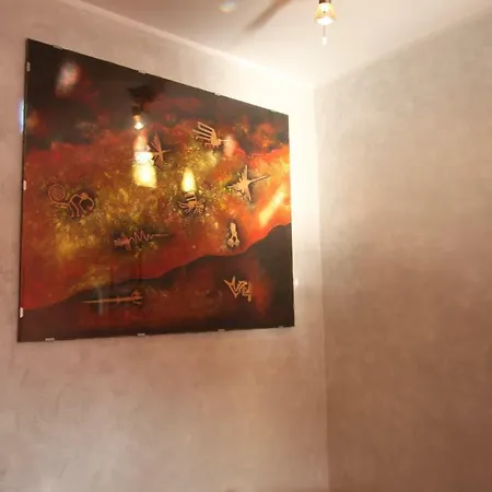 32 Viale San Ambrogio *